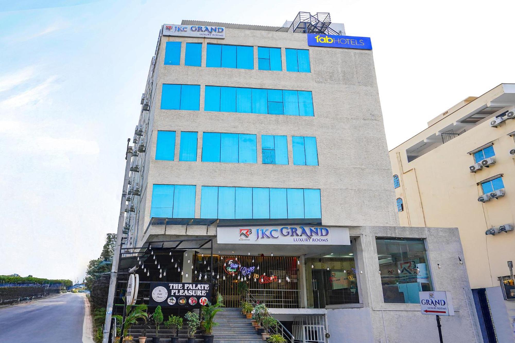 Fabhotel Jkc Grand - Hitech City Хайдарабад Экстерьер фото